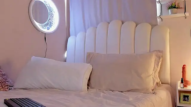 martinaaricci online show from September 26, 2025, 1:40 pm