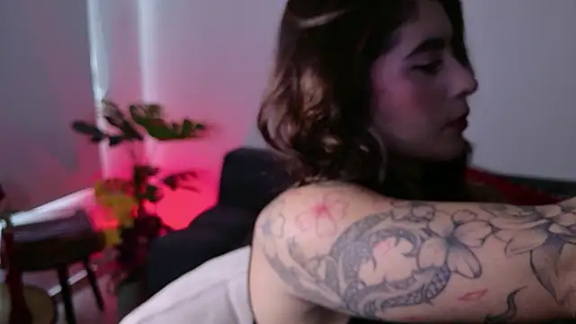 Snapshot of pamela__mar chatting on February 17, 2026, 8:06 pm pamela mar online show from February 17, 2026, 8:06 pm