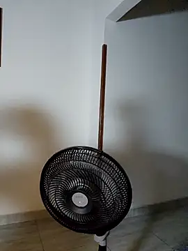 Snapshot of jhay-crux chatting on April 4, 2026, 10:11 am jhay-crux online show from April 4, 2026, 10:11 am