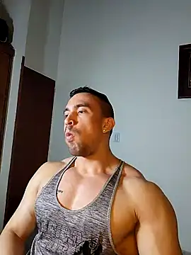 Snapshot of jhay-crux chatting on May 8, 2026, 12:47 am jhay-crux online show from May 8, 2026, 12:47 am