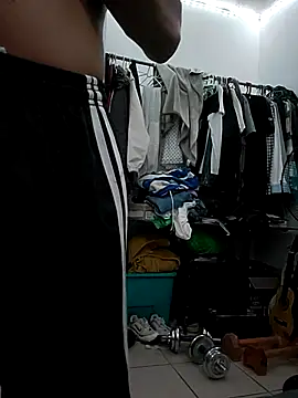 culitotragon24 online show from November 8, 2025, 6:06 am