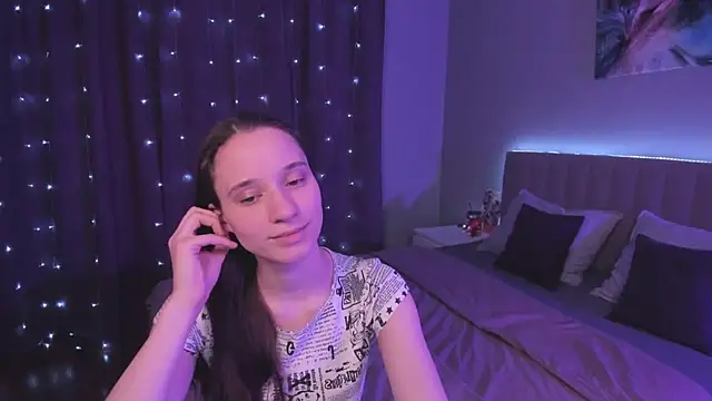 StaceySunny online show from February 25, 2025, 2:15 pm