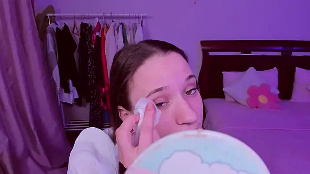 StaceySunny online show from February 10, 2026, 5:12 pm