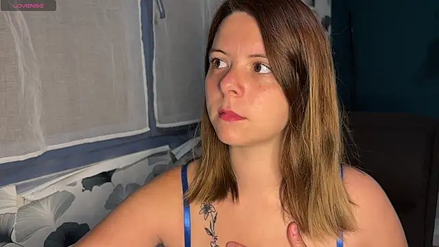 Snapshot of Nina_blain chatting on September 18, 2025, 6:49 am Nina blain online show from September 18, 2025, 6:49 am