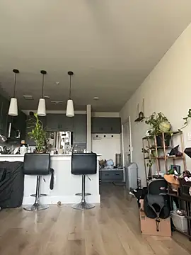 Snapshot of goldbuni chatting on October 21, 2025, 1:43 pm goldbuni online show from October 21, 2025, 1:43 pm