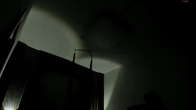 Snapshot of selene_red_ chatting on November 12, 2025, 1:26 pm selene red online show from November 12, 2025, 1:26 pm