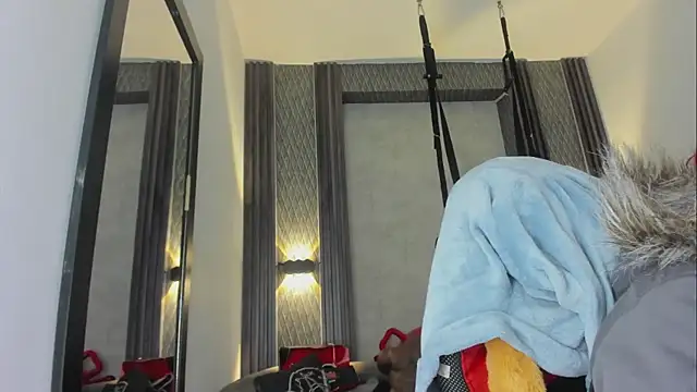 selene red  online show from January 11, 2026, 4:36 pm