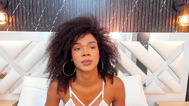 Snapshot of NaomiSteward chatting on February 25, 2025, 5:30 pm NaomiSteward online show from February 25, 2025, 5:30 pm