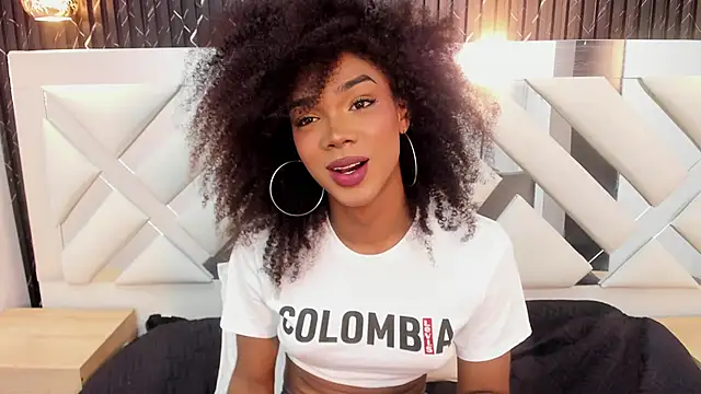 Snapshot of NaomiSteward chatting on March 6, 2025, 5:33 pm NaomiSteward online show from March 6, 2025, 5:33 pm