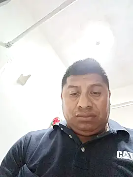 Snapshot of Riatatuil chatting on September 26, 2025, 7:54 pm Riatatuil online show from September 26, 2025, 7:54 pm