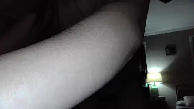 Snapshot of Elliewgfs chatting on February 14, 2025, 6:56 am Elliewgfs online show from February 14, 2025, 6:56 am