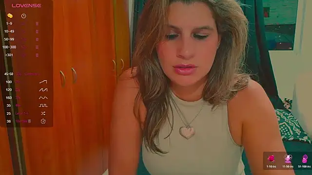 Snapshot of dalila_sexxx chatting on February 18, 2026, 3:37 am dalila sexxx online show from February 18, 2026, 3:37 am