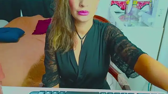 dalila sexxx online show from November 10, 2025, 11:21 pm