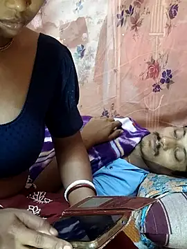 Snapshot of DARK_WINE_ chatting on February 28, 2026, 10:31 pm DARK WINE online show from February 28, 2026, 10:31 pm