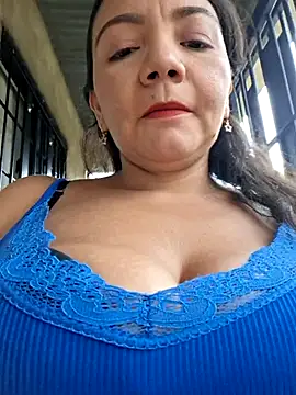 room 24funn online show from November 16, 2025, 2:55 pm