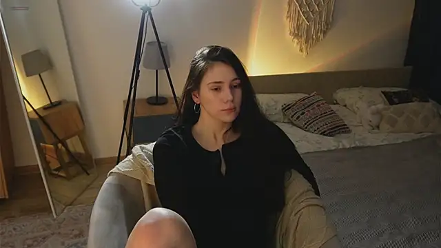 Snapshot of jennetdoll chatting on October 21, 2025, 1:32 pm jennetdoll online show from October 21, 2025, 1:32 pm