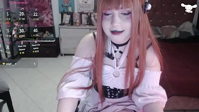 Snapshot of Avril2001 chatting on November 25, 2025, 1:17 am Avril2001 online show from November 25, 2025, 1:17 am