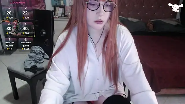 Snapshot of Avril2001 chatting on November 23, 2025, 3:05 am Avril2001 online show from November 23, 2025, 3:05 am