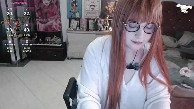 Snapshot of Avril2001 chatting on November 22, 2025, 3:38 am Avril2001 online show from November 22, 2025, 3:38 am