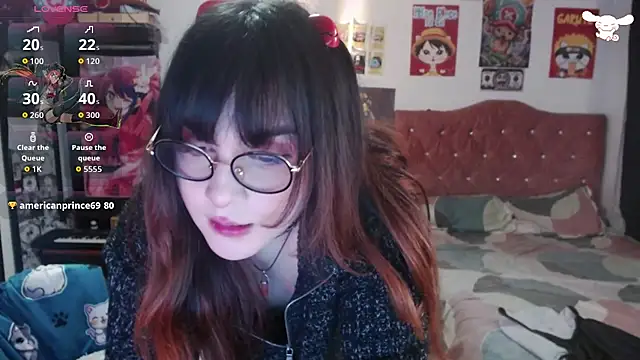 Snapshot of Avril2001 chatting on November 17, 2025, 4:05 am Avril2001 online show from November 17, 2025, 4:05 am