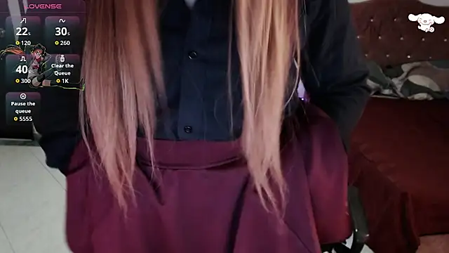 Snapshot of Avril2001 chatting on December 14, 2025, 4:40 am Avril2001 online show from December 14, 2025, 4:40 am