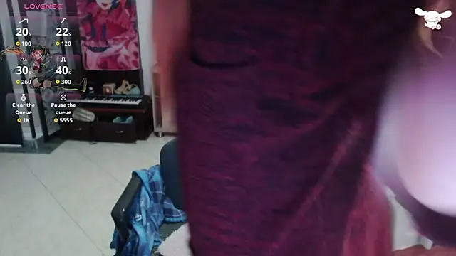 Snapshot of Avril2001 chatting on November 11, 2025, 1:55 am Avril2001 online show from November 11, 2025, 1:55 am