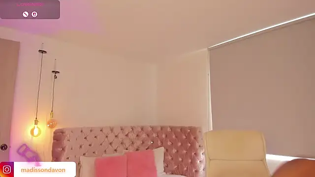 madisson davon online show from April 5, 2026, 2:13 pm