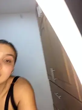 Snapshot of ETHAN_ROX chatting on September 28, 2025, 11:12 pm ETHAN ROX online show from September 28, 2025, 11:12 pm