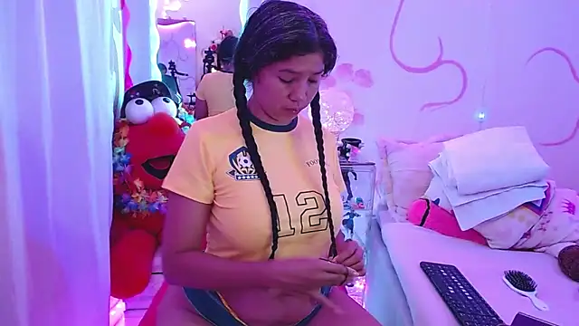 dainaflowers online show from February 24, 2026, 5:41 am