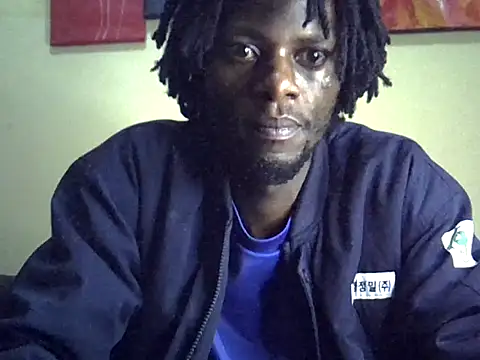 Snapshot of Delicious-D chatting on December 22, 2025, 8:31 pm Delicious-D online show from December 22, 2025, 8:31 pm