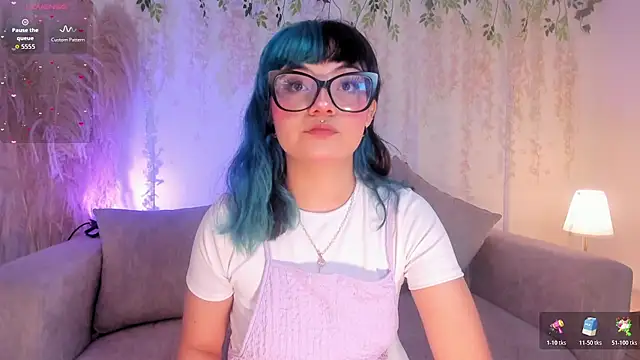 Snapshot of Sweet_Namii chatting on December 3, 2025, 3:44 pm Sweet Namii online show from December 3, 2025, 3:44 pm