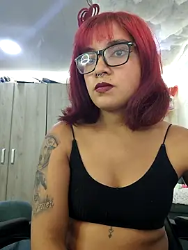 Snapshot of amy_suck chatting on March 5, 2025, 2:14 am amy suck online show from March 5, 2025, 2:14 am