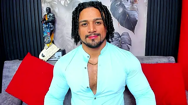 Snapshot of MikeEstevess chatting on January 17, 2026, 4:38 am MikeEstevess online show from January 17, 2026, 4:38 am