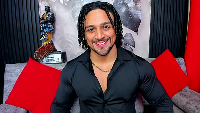 Snapshot of MikeEstevess chatting on February 14, 2026, 8:14 am MikeEstevess online show from February 14, 2026, 8:14 am