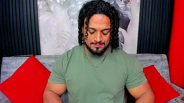 Snapshot of MikeEstevess chatting on April 16, 2026, 4:46 am MikeEstevess online show from April 16, 2026, 4:46 am