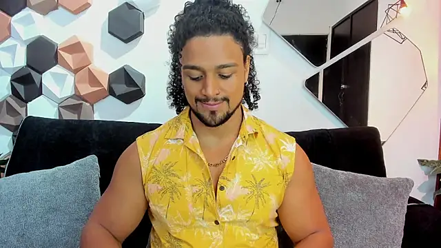 Snapshot of MikeEstevess chatting on March 8, 2025, 12:30 pm MikeEstevess online show from March 8, 2025, 12:30 pm