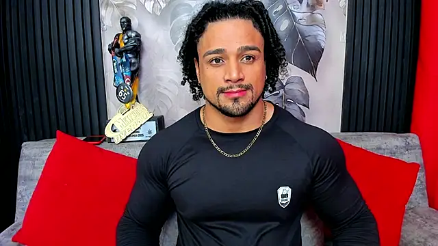 Snapshot of MikeEstevess chatting on January 12, 2026, 1:12 am MikeEstevess online show from January 12, 2026, 1:12 am