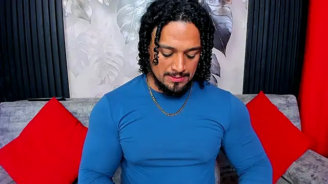 Snapshot of MikeEstevess chatting on April 15, 2026, 9:48 am MikeEstevess online show from April 15, 2026, 9:48 am