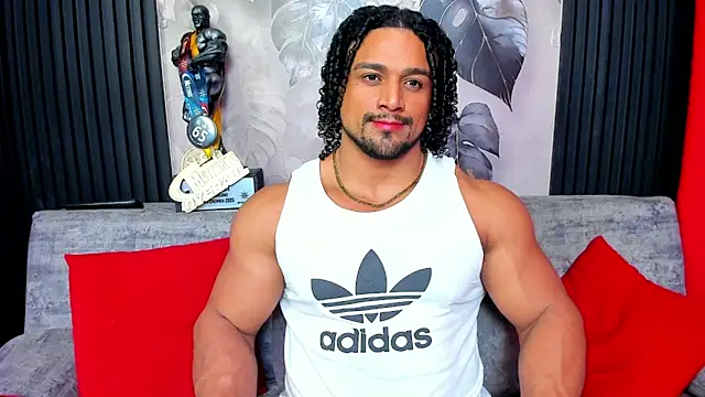 Snapshot of MikeEstevess chatting on January 9, 2026, 4:19 am MikeEstevess online show from January 9, 2026, 4:19 am