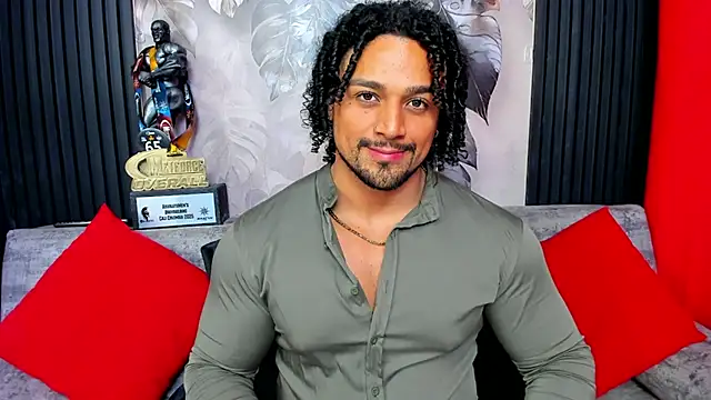 Snapshot of MikeEstevess chatting on February 23, 2026, 1:18 am MikeEstevess online show from February 23, 2026, 1:18 am