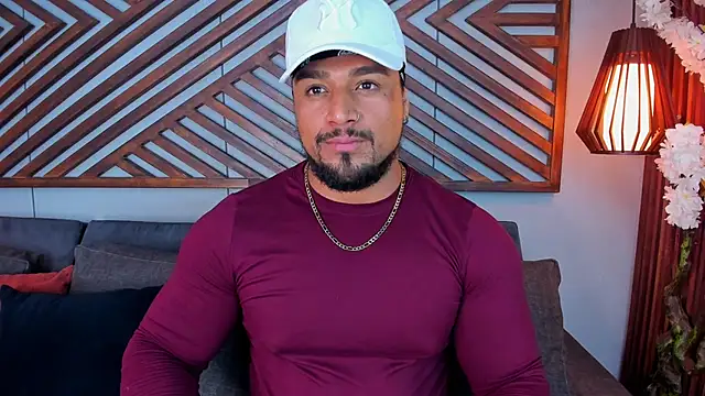 Snapshot of MikeEstevess chatting on April 10, 2026, 7:32 pm MikeEstevess online show from April 10, 2026, 7:32 pm