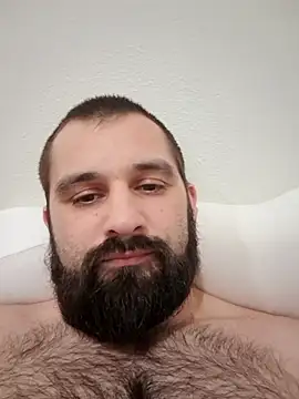 hungandnerdy420 online show from May 14, 2026, 8:33 am