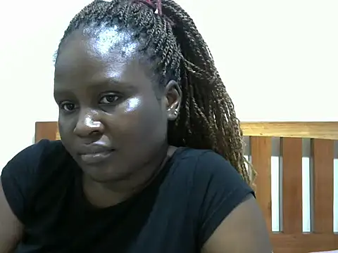 Snapshot of creamy_sweetlove chatting on December 19, 2025, 8:33 pm creamy sweetlove online show from December 19, 2025, 8:33 pm