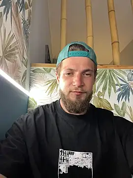 Snapshot of jimmyy_ chatting on May 19, 2026, 7:48 am jimmyy online show from May 19, 2026, 7:48 am