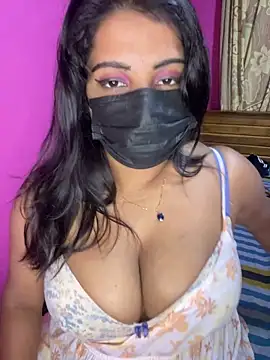 NOORA-GIRL online show from September 11, 2025, 10:54 pm