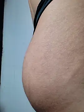 Snapshot of AmnionicDemeanor chatting on November 10, 2025, 5:34 am AmnionicDemeanor online show from November 10, 2025, 5:34 am