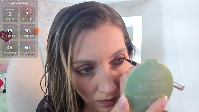 Snapshot of anny_sweet72 chatting on February 21, 2026, 11:56 am anny sweet72 online show from February 21, 2026, 11:56 am