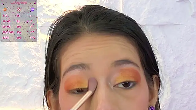 zorravioletta1 online show from October 25, 2025, 1:34 pm