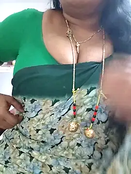 Snapshot of Swapna_143 chatting on December 15, 2025, 4:57 pm Swapna 143 online show from December 15, 2025, 4:57 pm