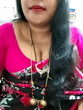 Snapshot of Swapna_143 chatting on November 25, 2025, 4:40 pm Swapna 143 online show from November 25, 2025, 4:40 pm